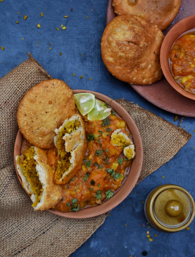 Kachori with Aloo Sabzi (2 pc)